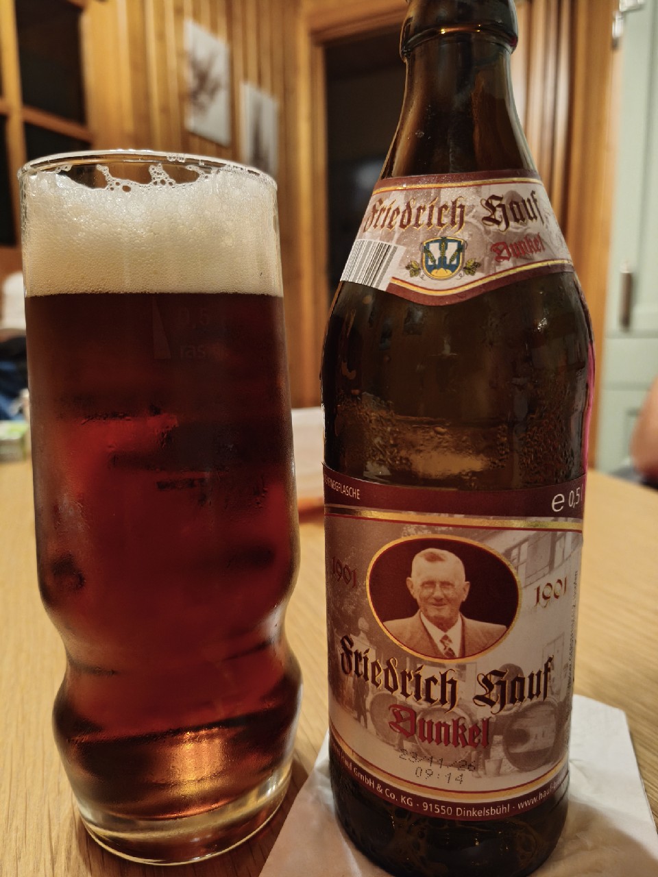 Friedrich Hauf Dunkel, Brauerei Hauf Dinkelsbühl