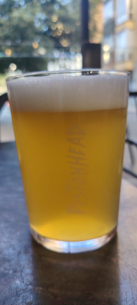 Pistonhead Haze Lager, Brutal Brewing (Spendrups Bryggeri)