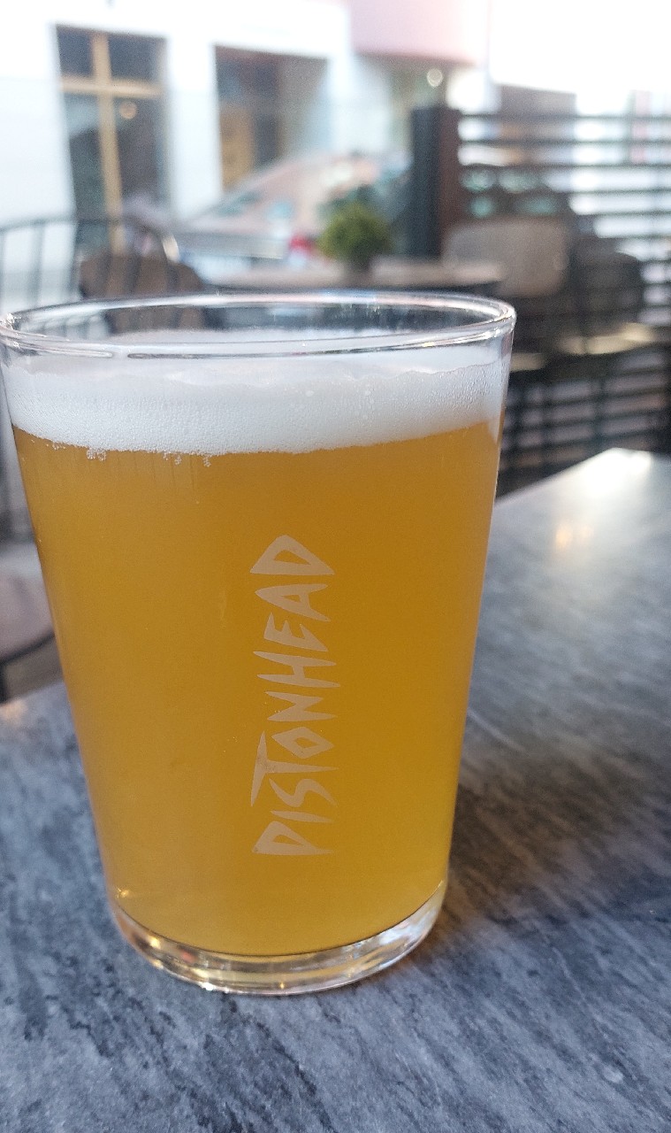 Pistonhead Haze Lager, Brutal Brewing (Spendrups Bryggeri)