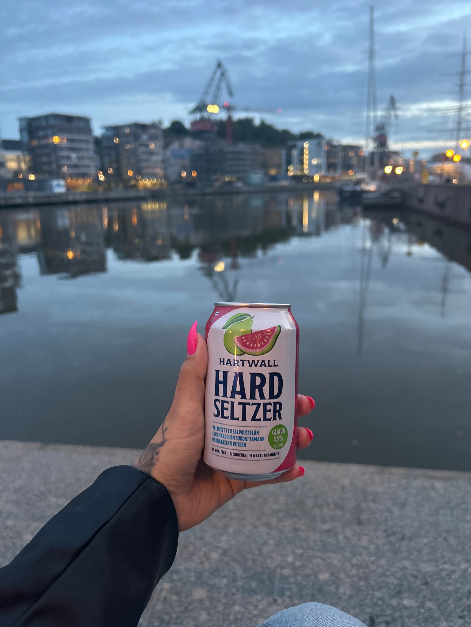 Hard seltzer guava, Finland