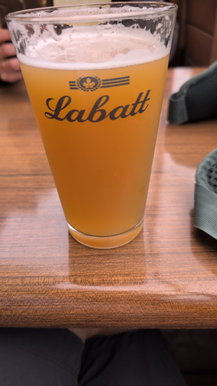 Archibald Neipa, Microbrasserie Archibald (AB InBev)