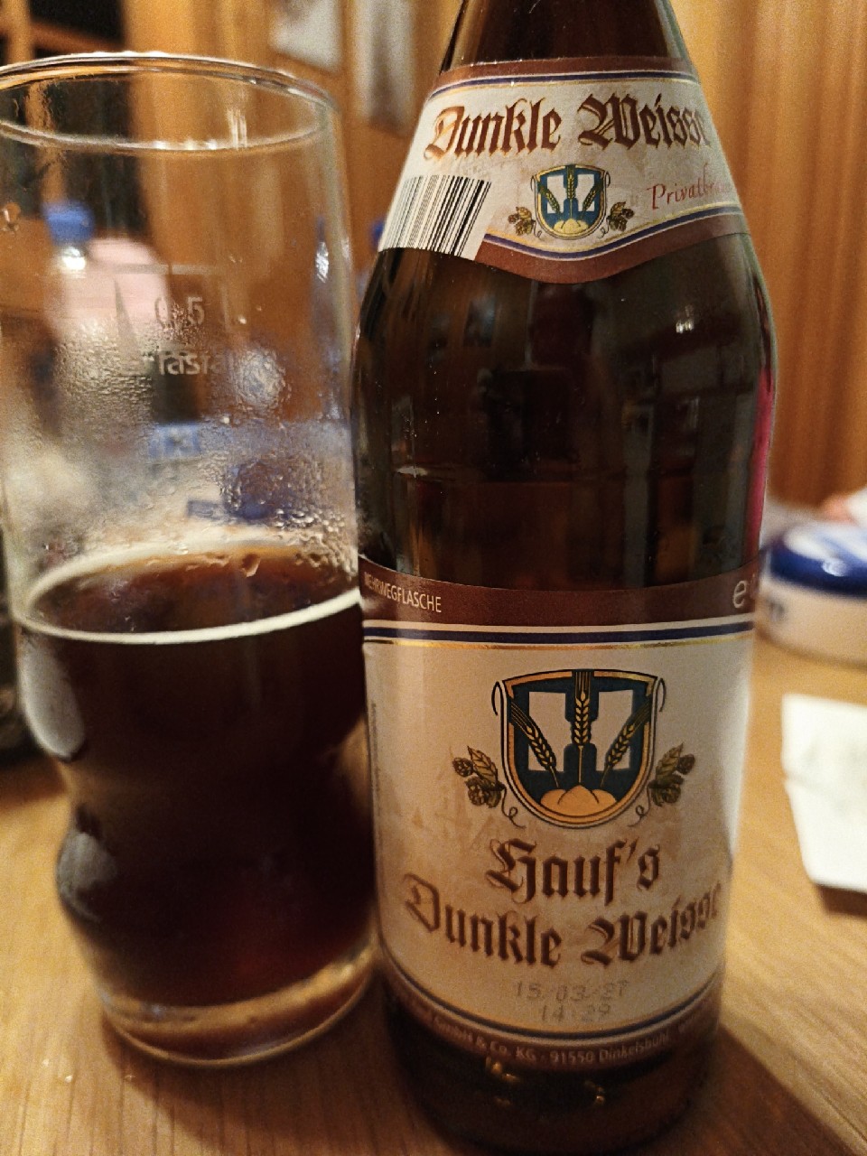 Hauf dunkle Weisse, Brauerei Hauf Dinkelsbühl