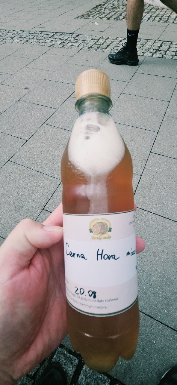 Kvasar / Medová 13, Pivovar Černá Hora (Pivovary Lobkowicz)