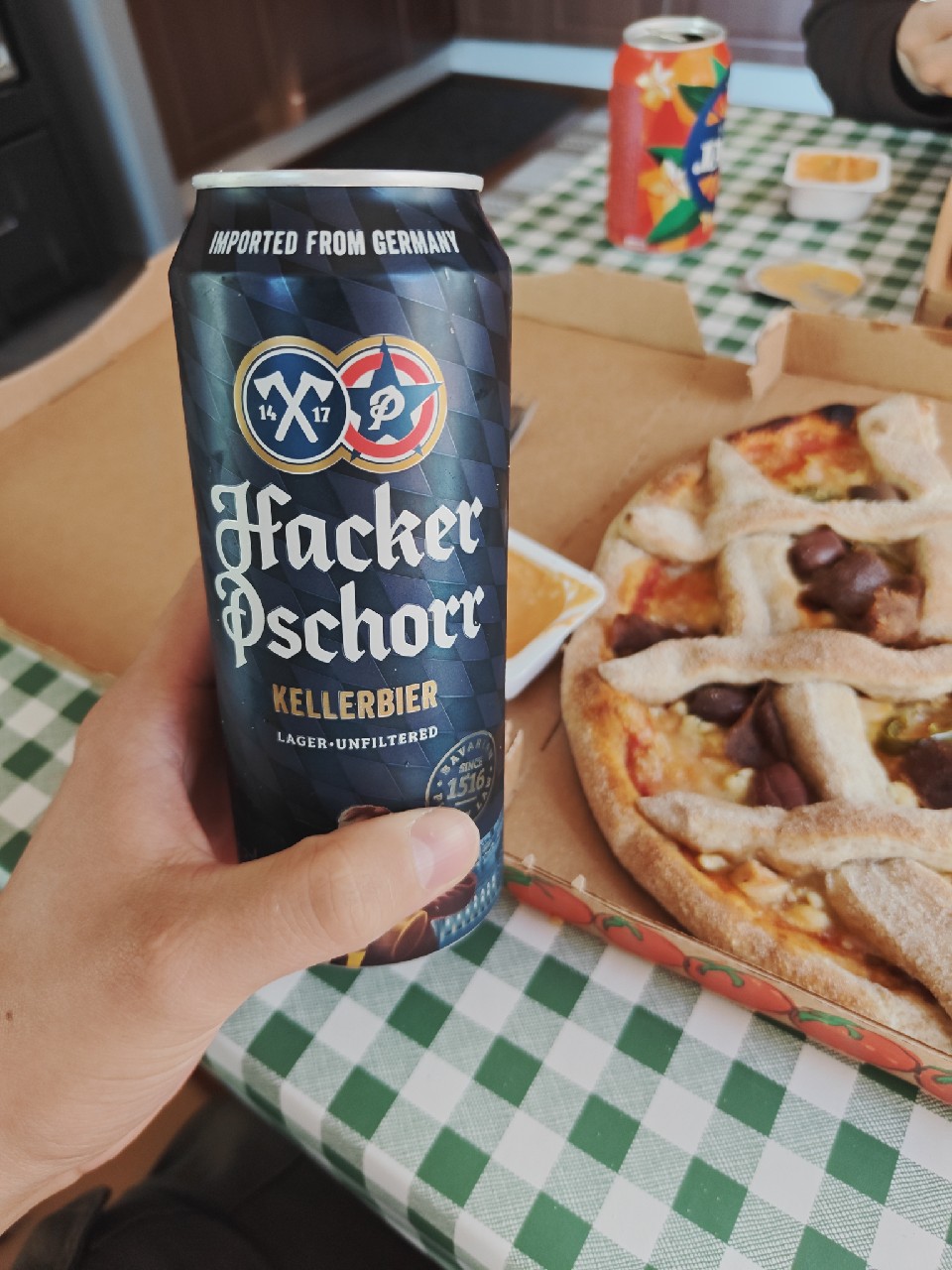 Hacker-Pschorr Kellerbier, Hacker-Pschorr