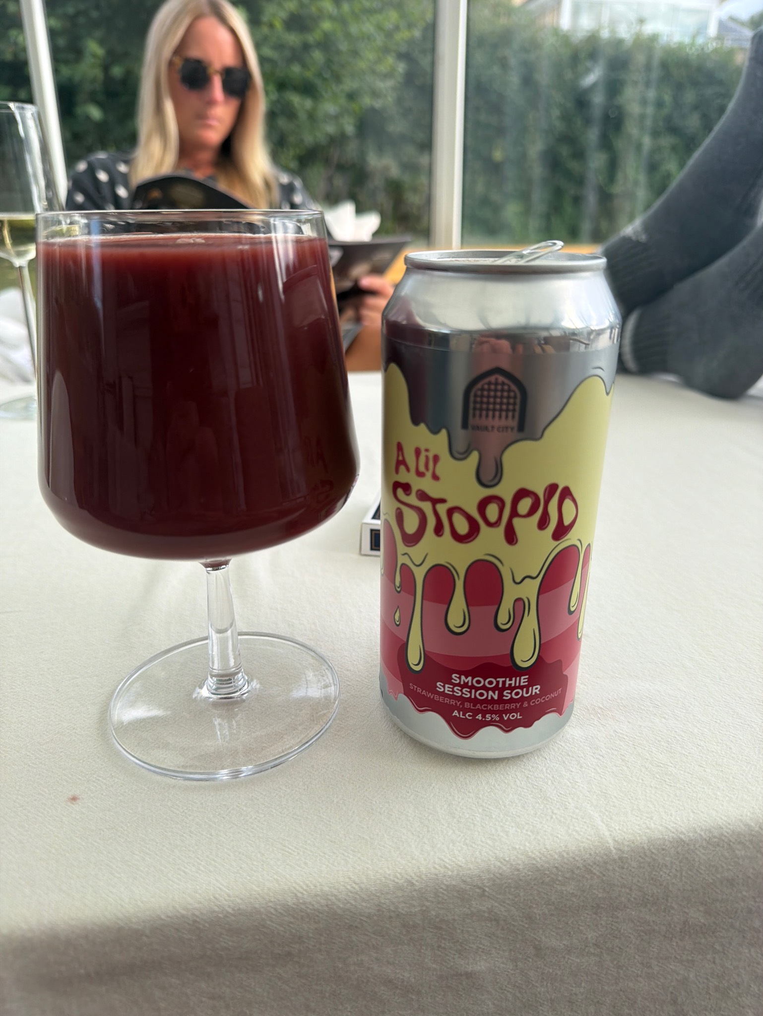 A Lil Stoopid: Strawberry, Blackberry & Coconut, Scotland