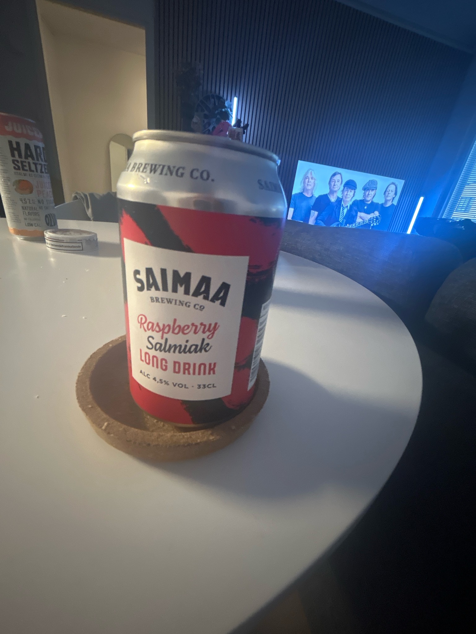 Raspberry Salmiak Long Drink, Finland