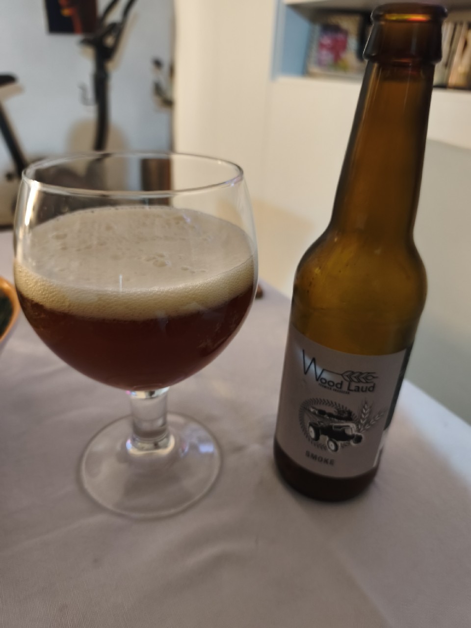 wood laud smoke, Brasserie Du Rhône