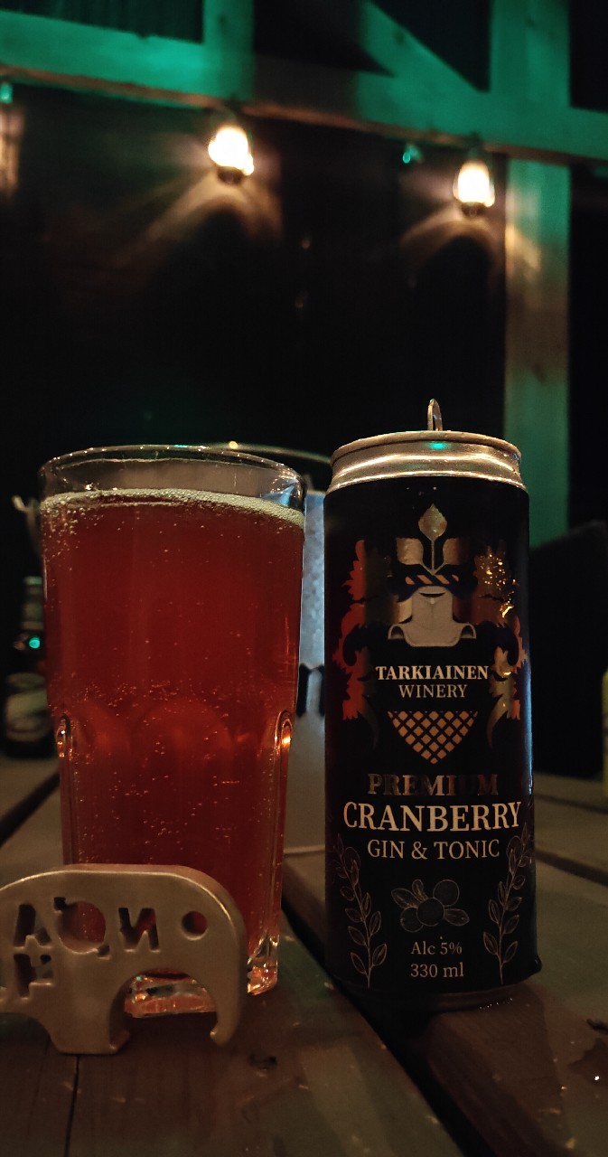 Premium Cranberry Gin & Tonic, Finland