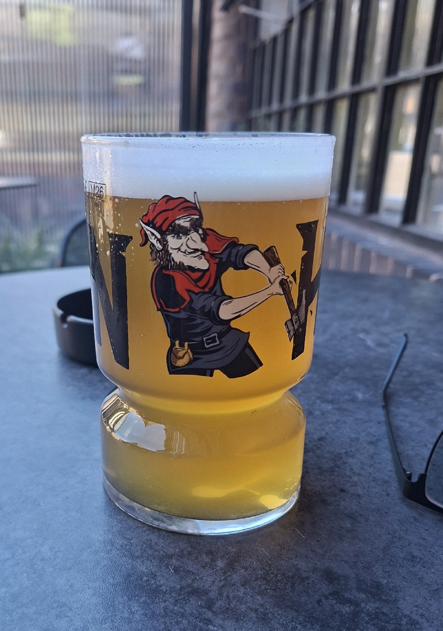 Hobgoblin Session IPA, Wychwood Brewery (Marston's Brewery)