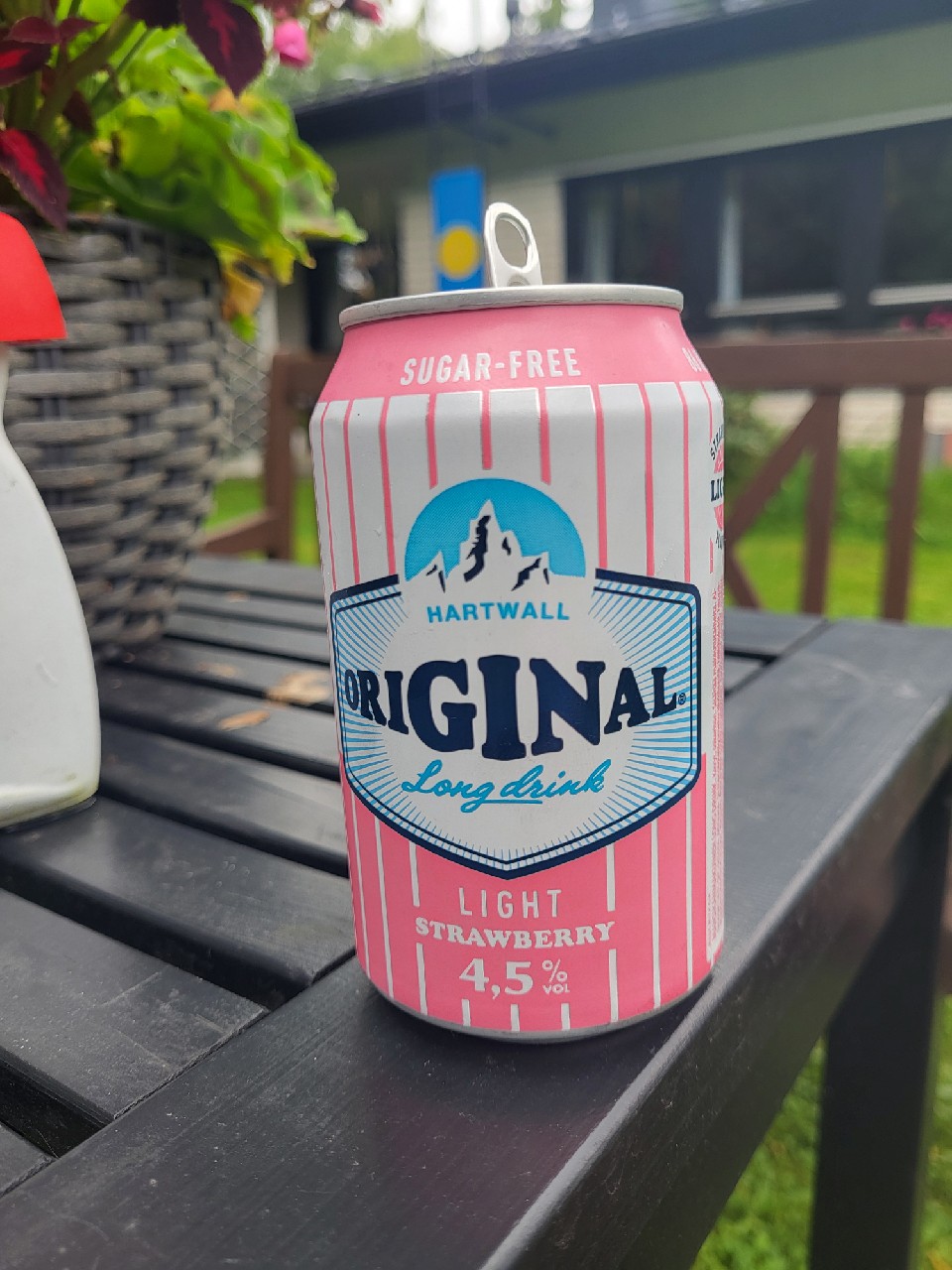 Original Long Drink Strawberry Light, Finland