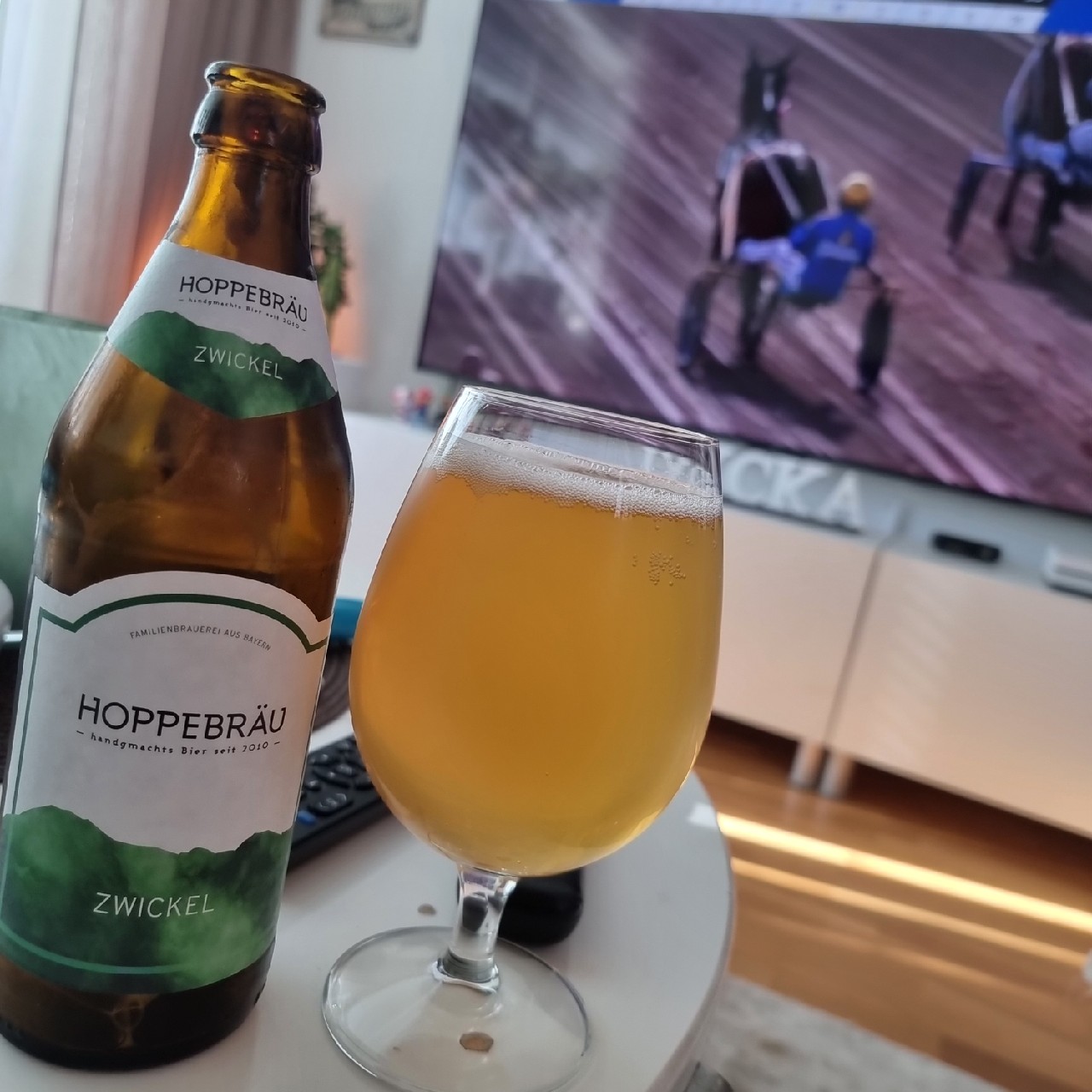 Hoppebrau Zwickel, Hoppebräu