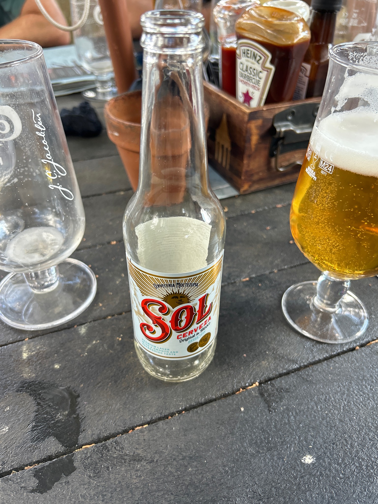 Sol, Cervecería Cuauhtémoc Moctezuma S.A. de C.V