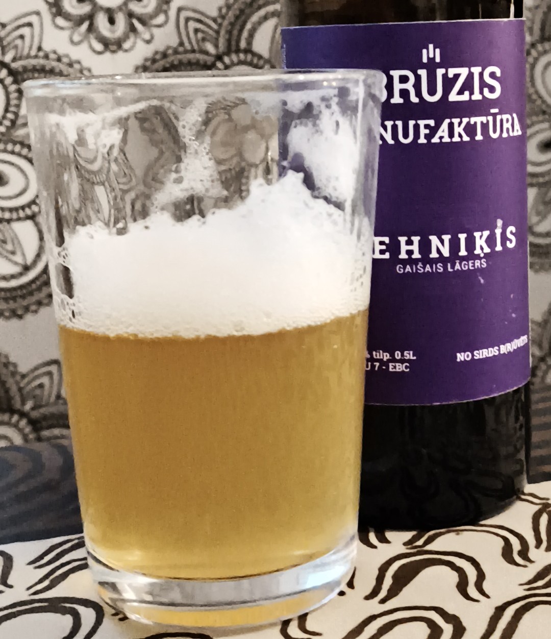 Tehnikis gaisais alus, Brūzis manufaktūra