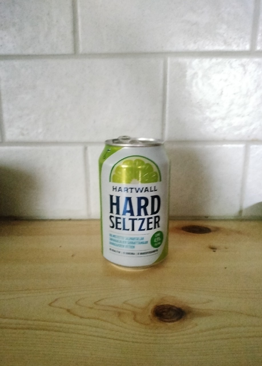 Hard Seltzer Lime, Finland