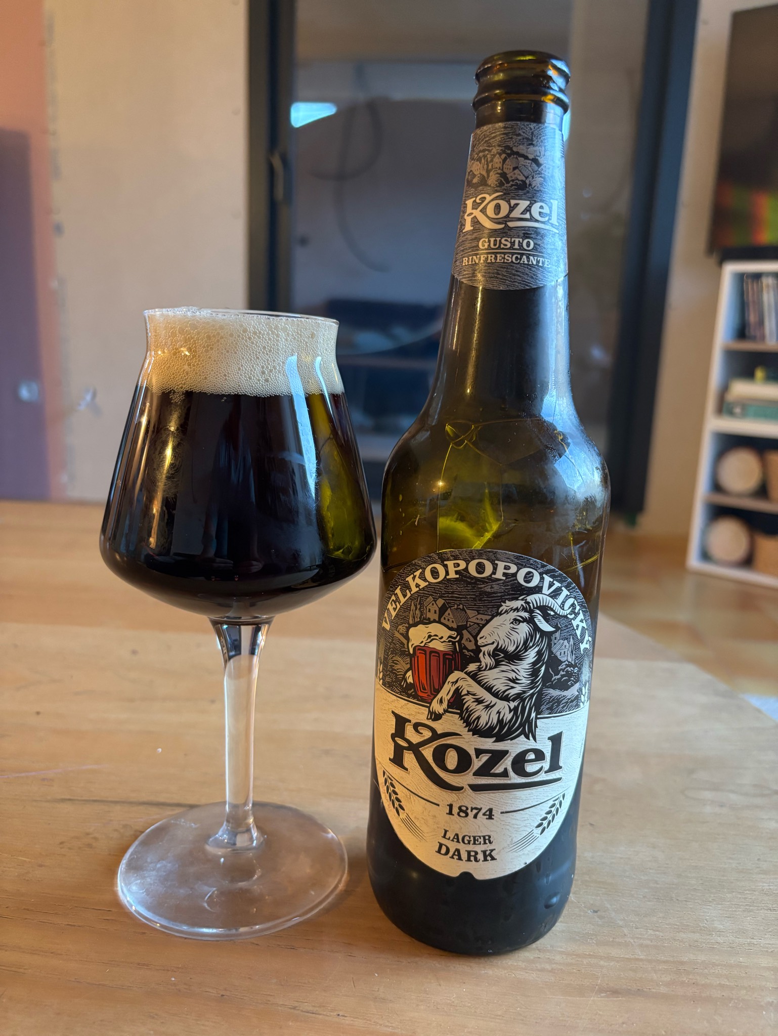 Kozel Černý / Dark, Pivovar Velké Popovice (Asahi Breweries)