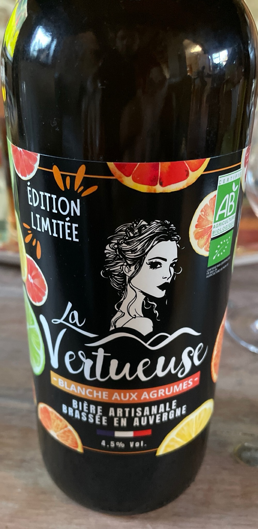 La Vertueuse blanche aux agrumes, Saveurs Des Sucs (La Vertueuse)