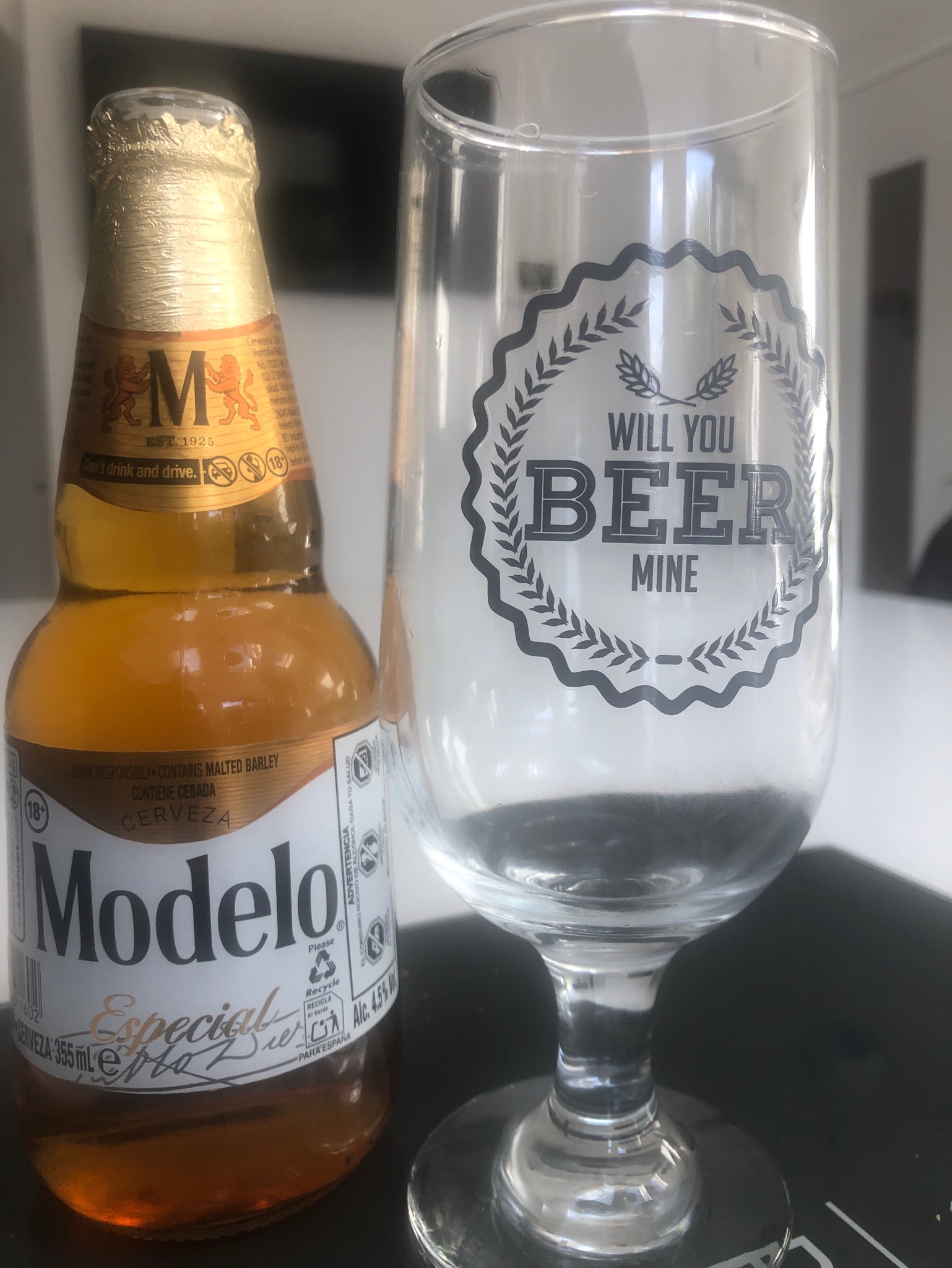 Modelo Especial, Grupo Modelo (ABInBev)