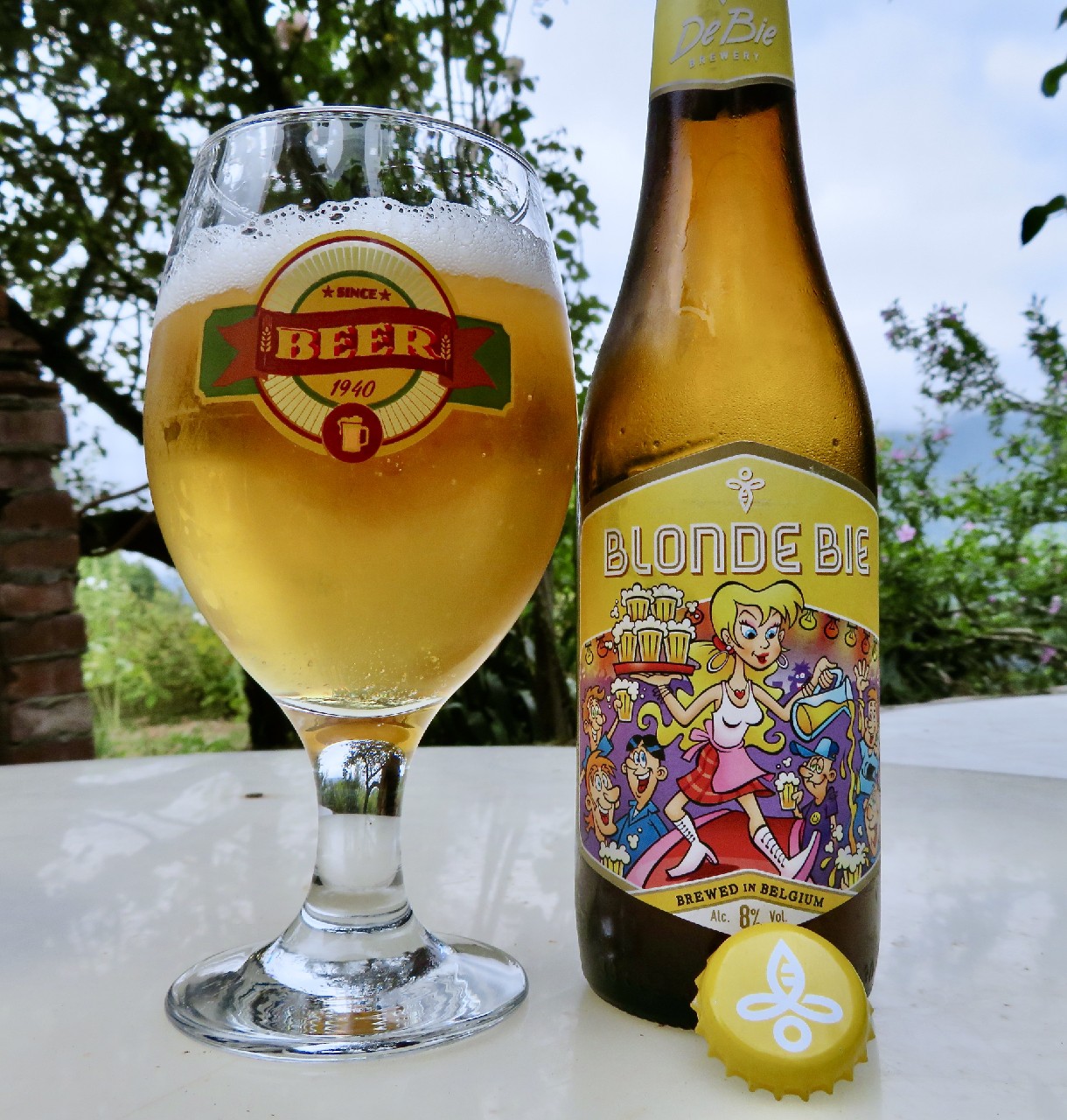 Blonde bie, Belgium