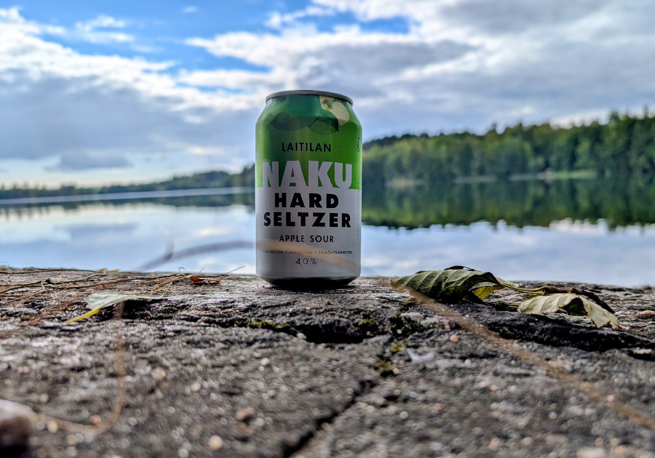 Laitilan NAKU Hard Seltzer Apple Sour 4%, Finland