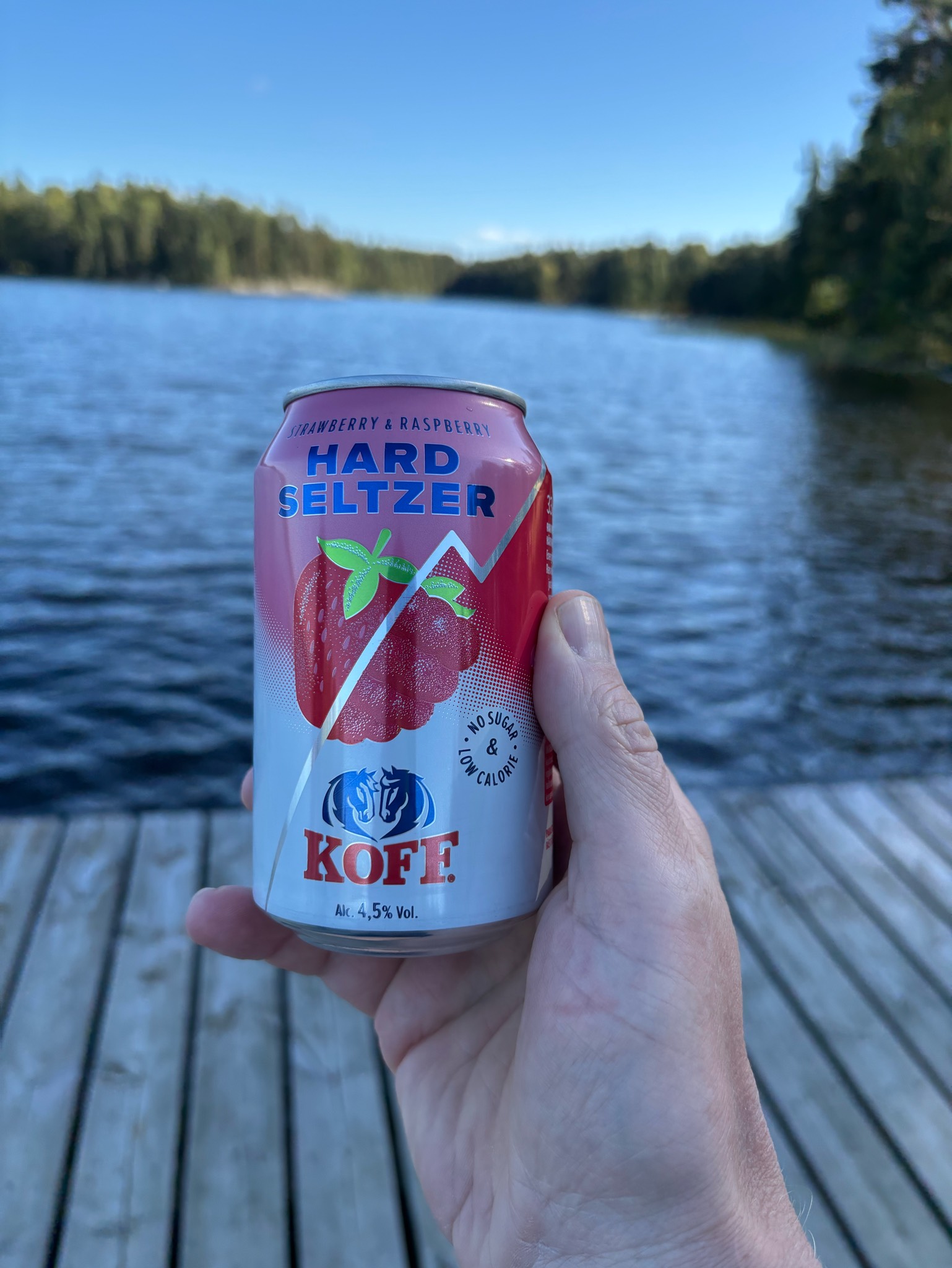 KOFF Hard Seltzer Strawberry-Raspberry, Finland