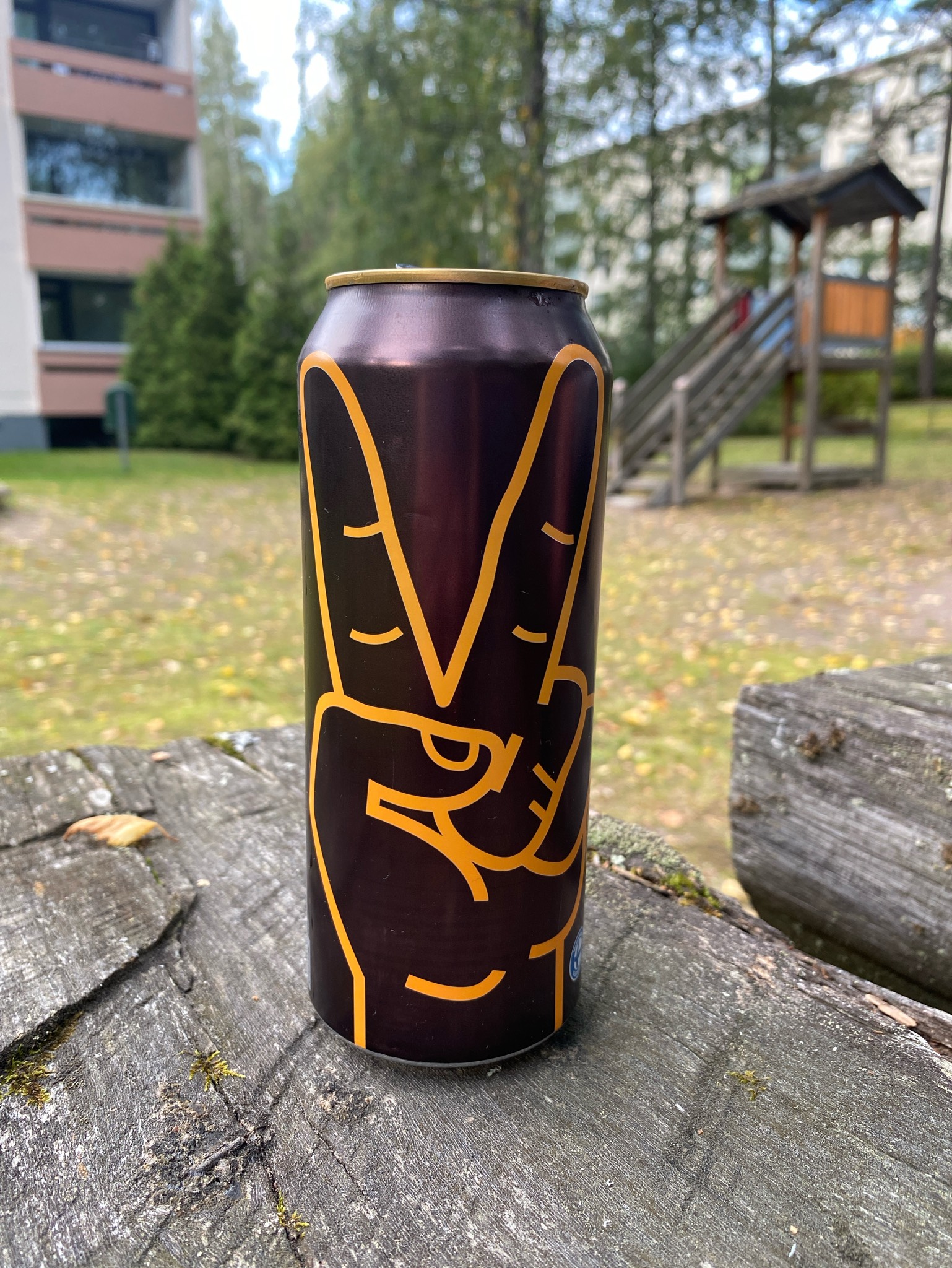 Meidän Veikko Käy Vähän Hitaalla, Finland