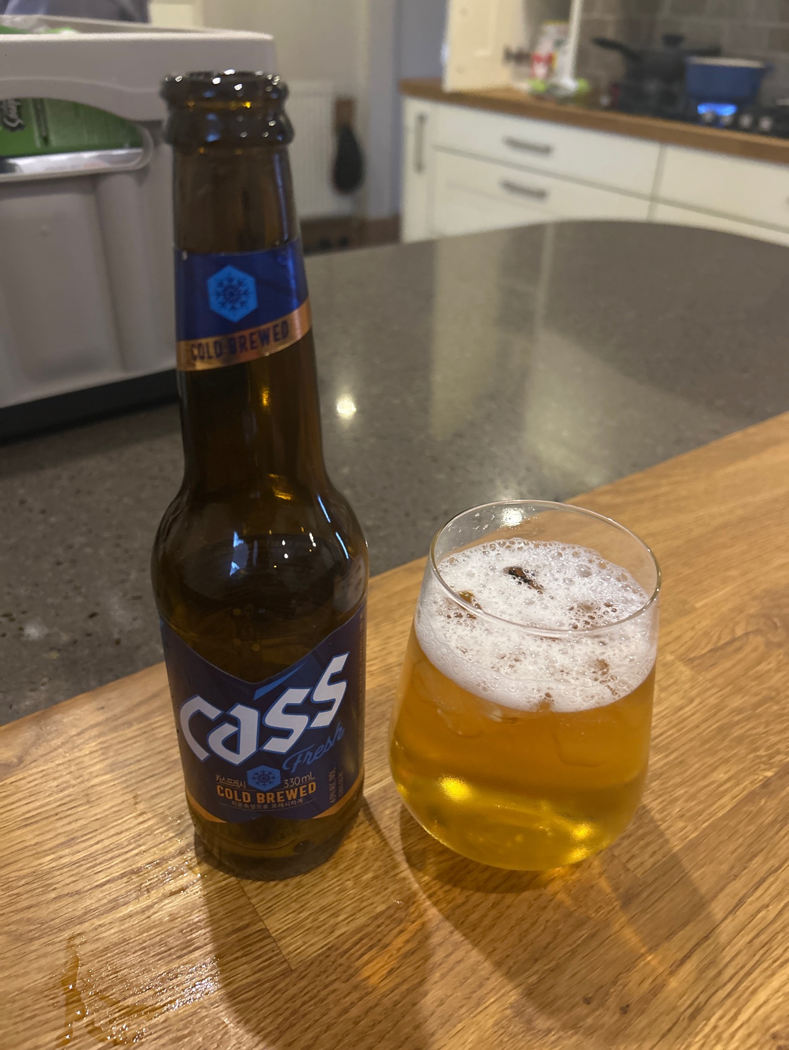 Cass Fresh, Oriental Brewery (AB-InBev)
