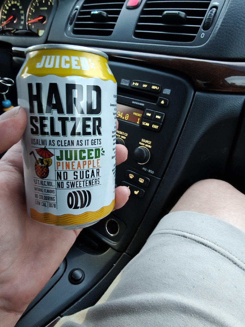 hard seltzer juiced pineapple, Finland