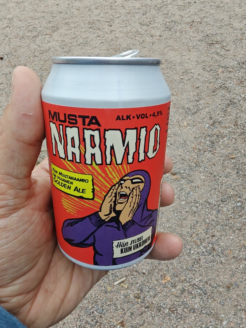 Mustanaamio, Finland
