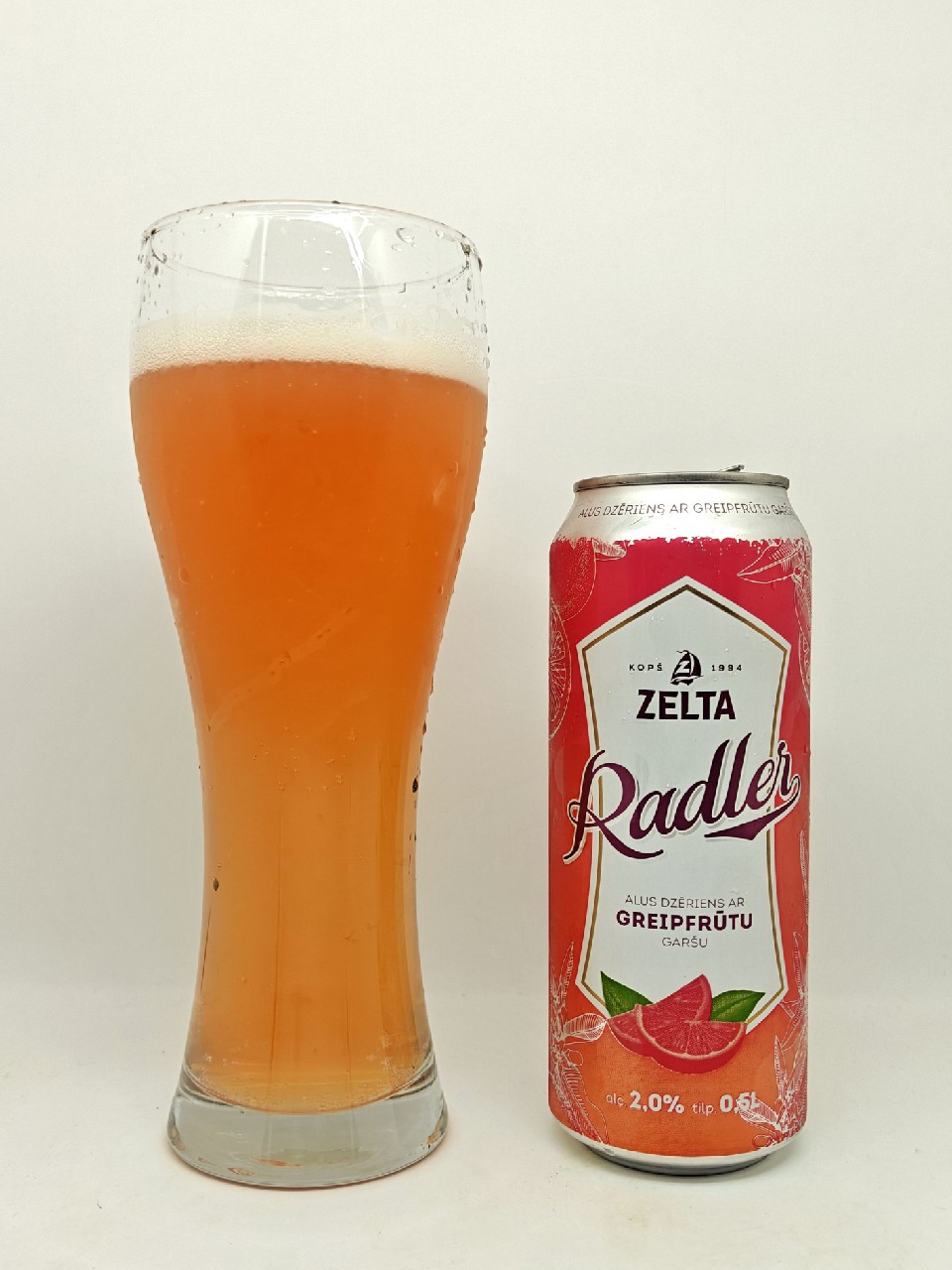 Zelta Radler Alus ar Greipfrūty Sulu, Latvia