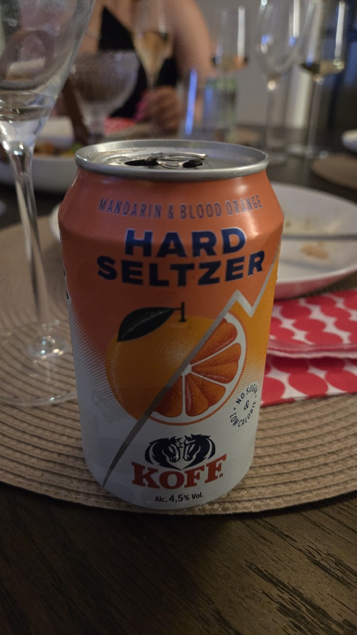 KOFF Hard Seltzer Mandarin & Blood Orange, Finland