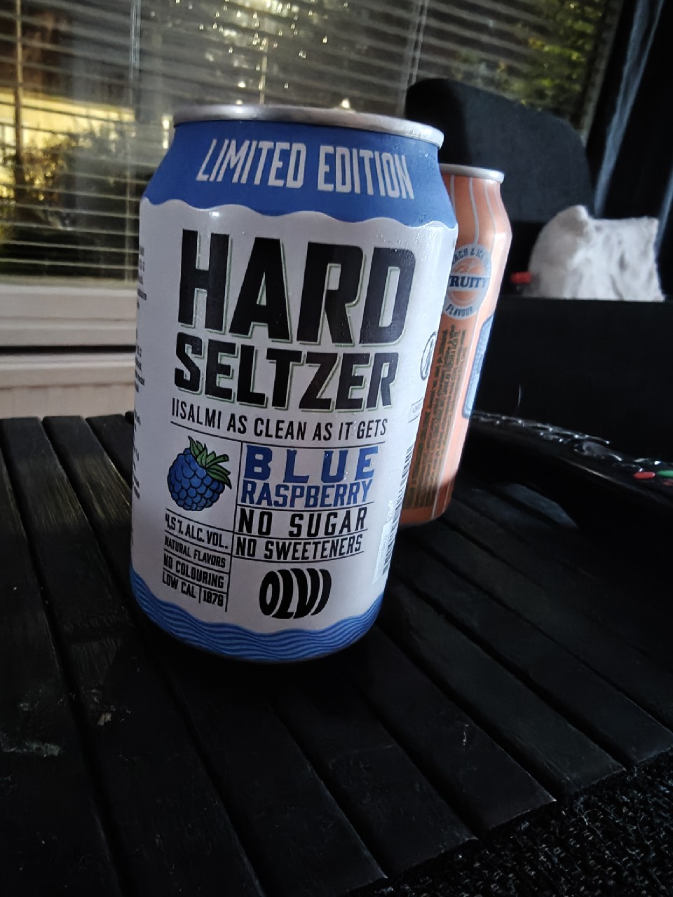 HARD SELTZER BLUE RASPBERRY, Finland