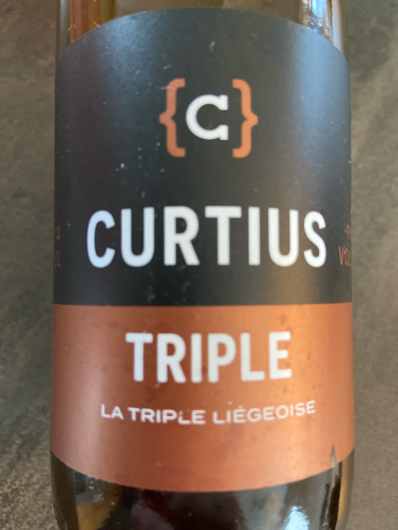 Curtius Triple, Brasserie {C}