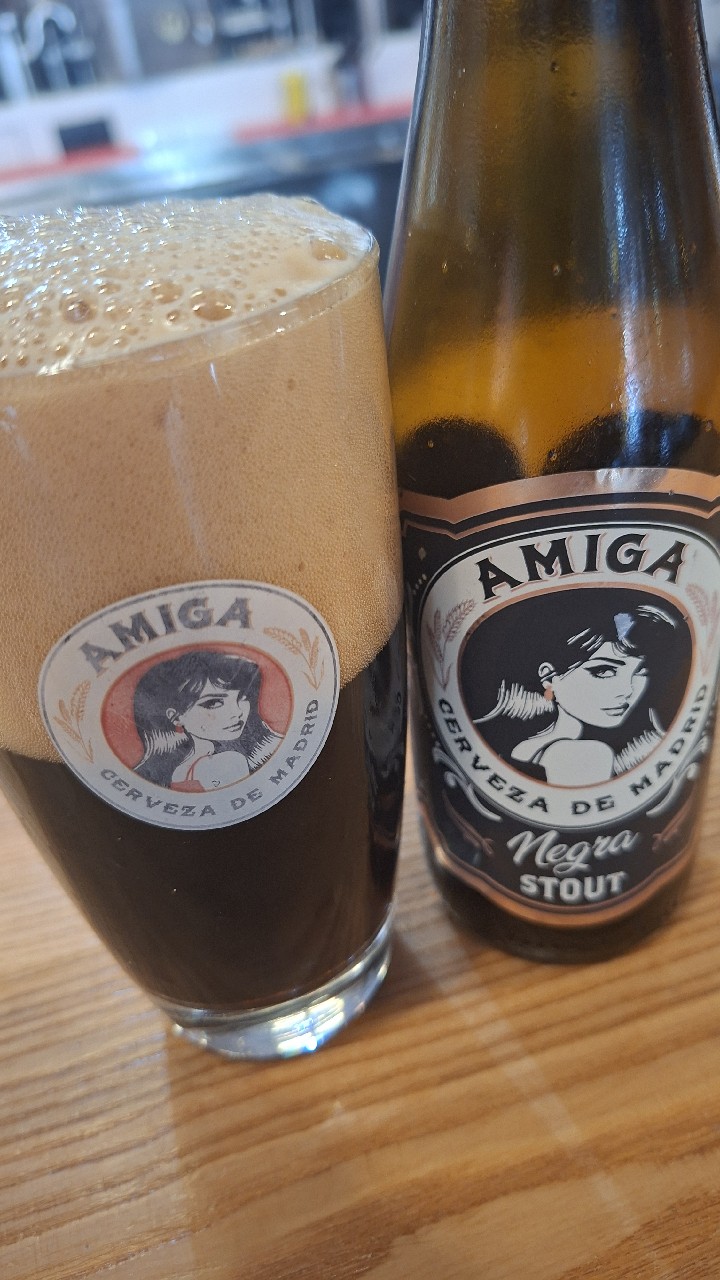 Negra, Cerveza Amiga