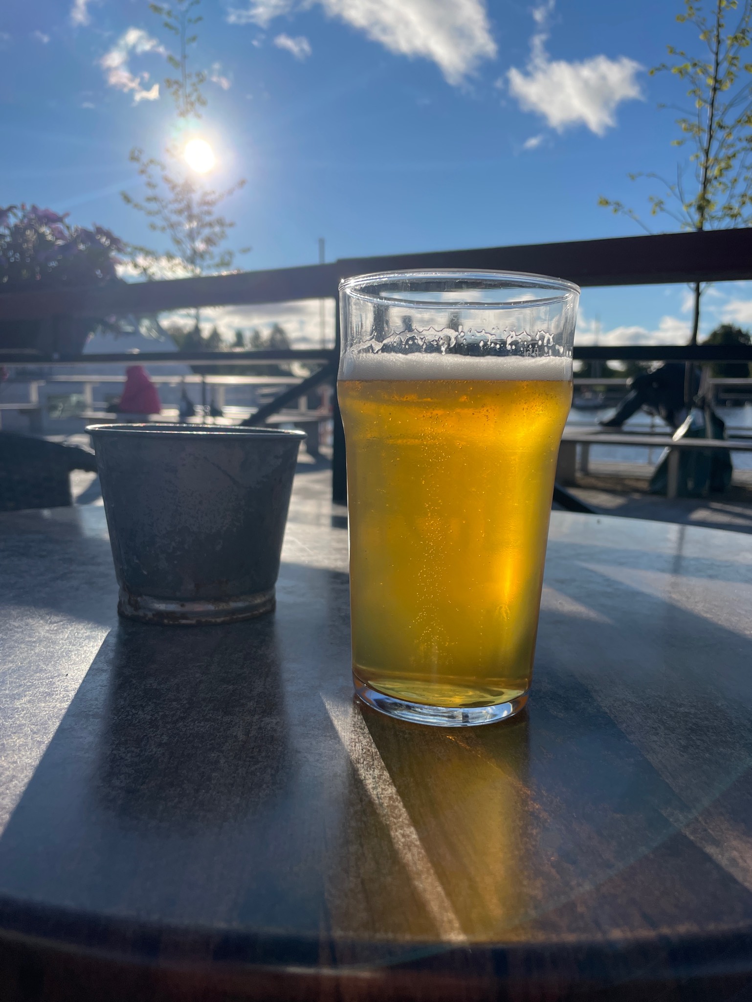 Toppilan Helles, Finland