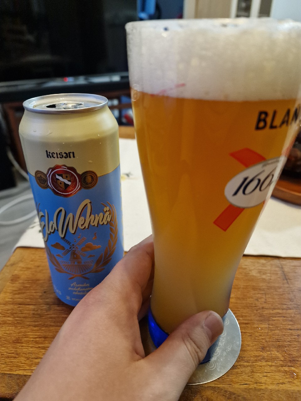 Keisari EloWehnä, Finland