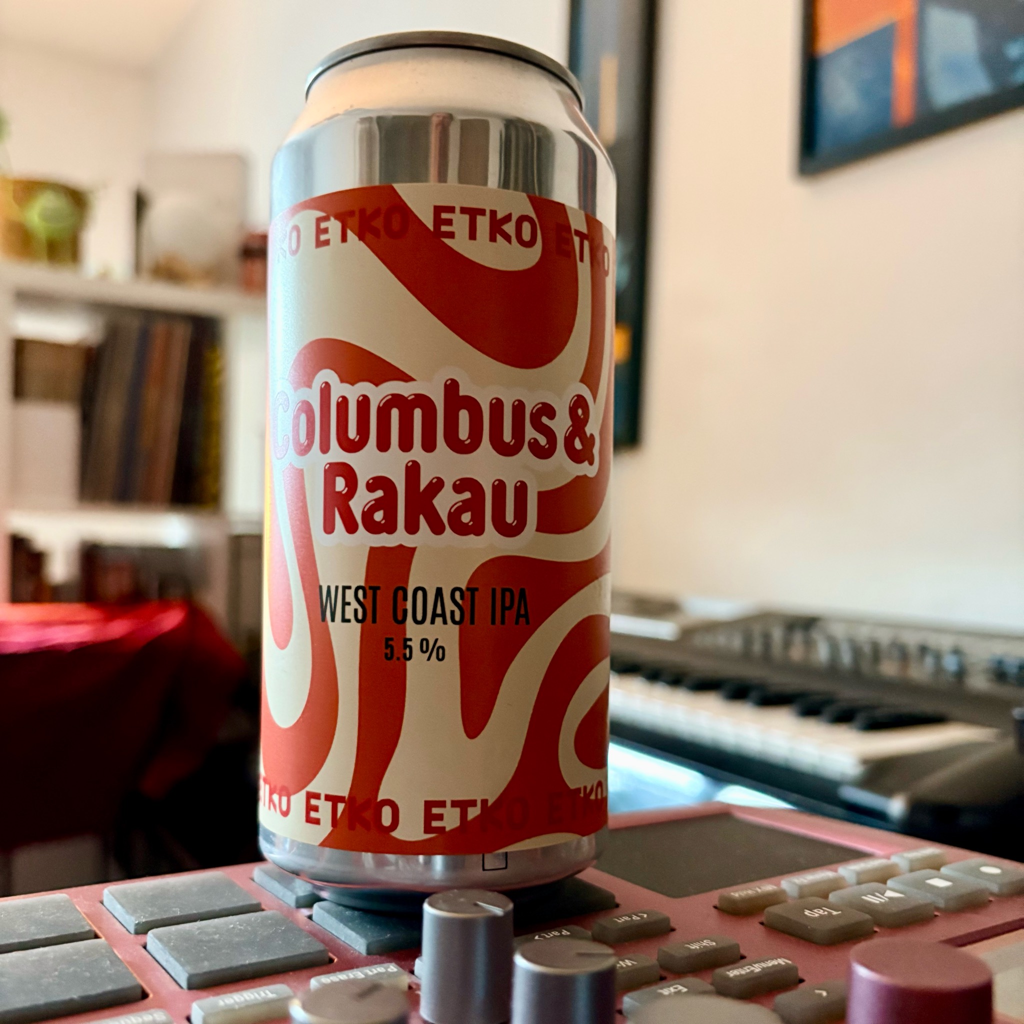 Columbus & Rakau, Finland