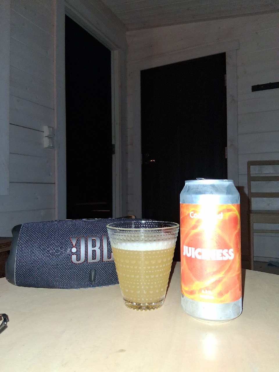 Juiciness 6.5%, Finland