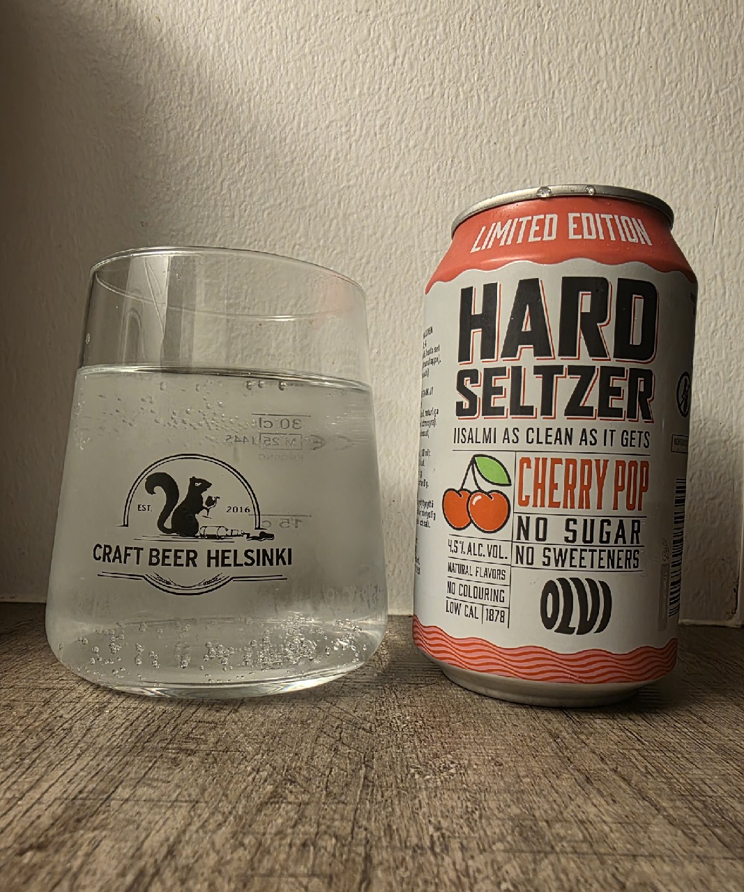 Hard Seltzer Cherry Pop, Finland