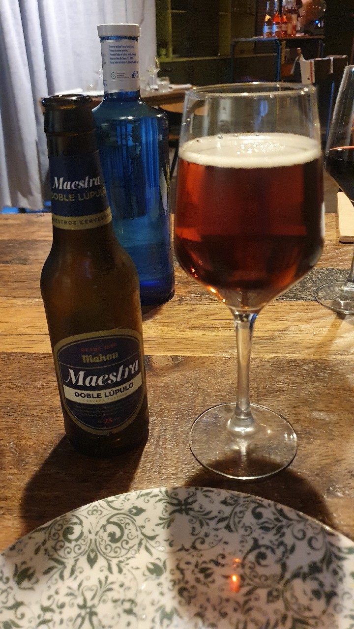 Mahou Maestra Cerveza Tostada / Doble Lúpulo, Spain
