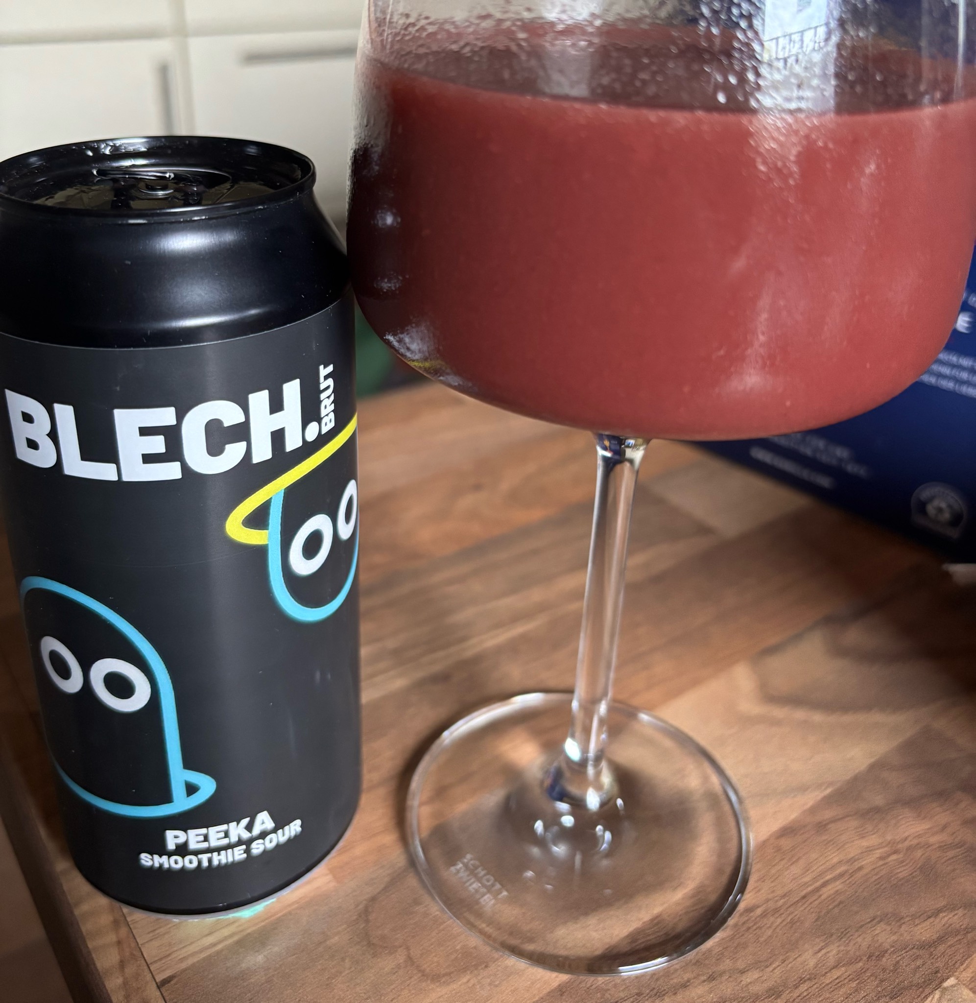Peeka, Blech.Brut