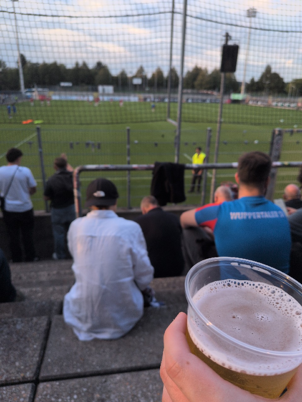 Hosen Hell, Schlossbrauerei Au-Hallertau