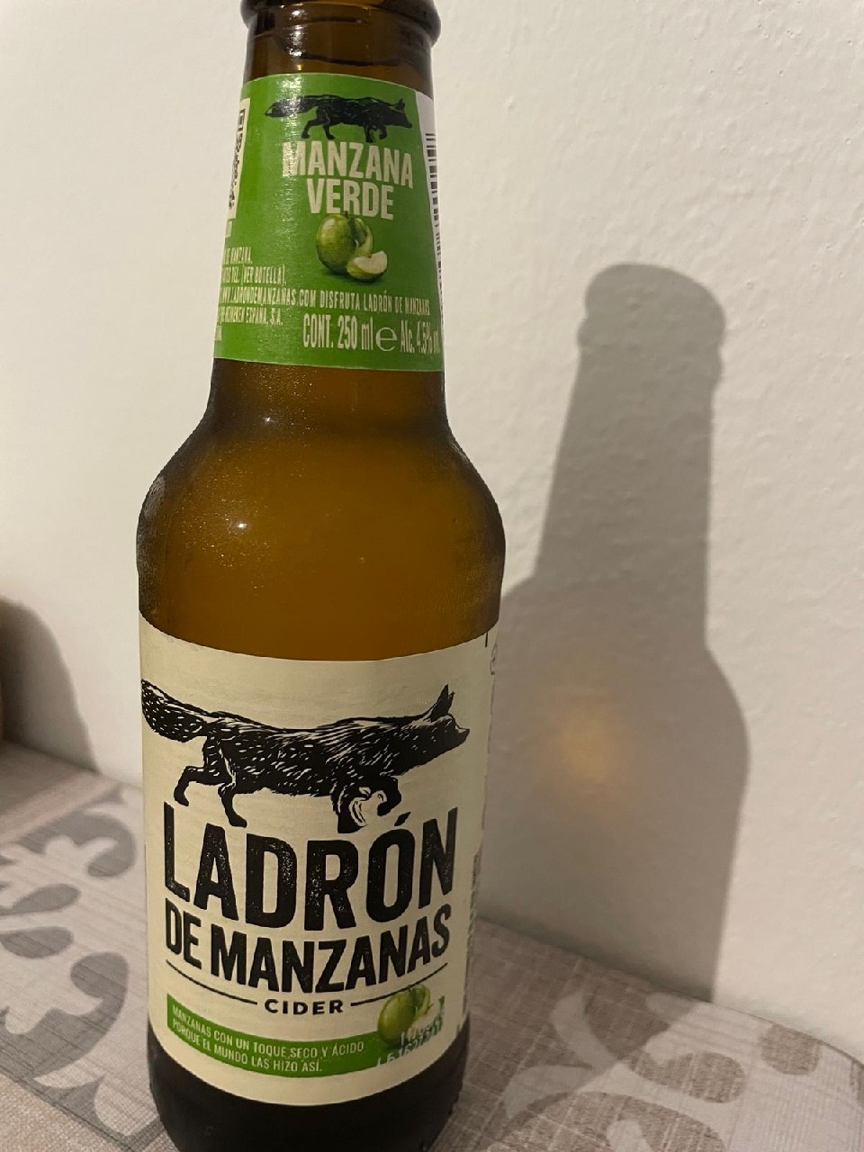 Ladrón De Manzanas - Manzana Verde, Cruzcampo (Heineken)