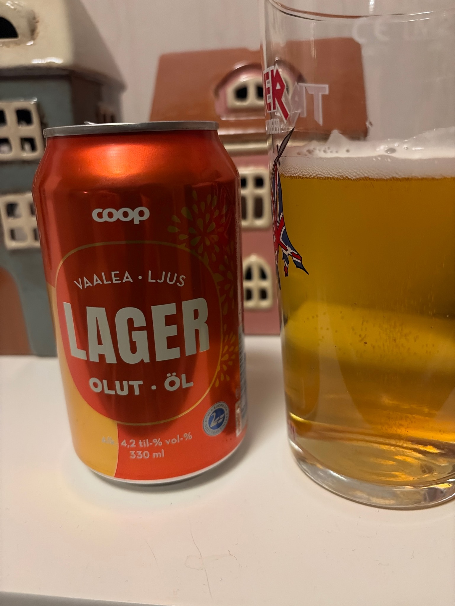 Coop Vaalea Lager 4.2%, Finland