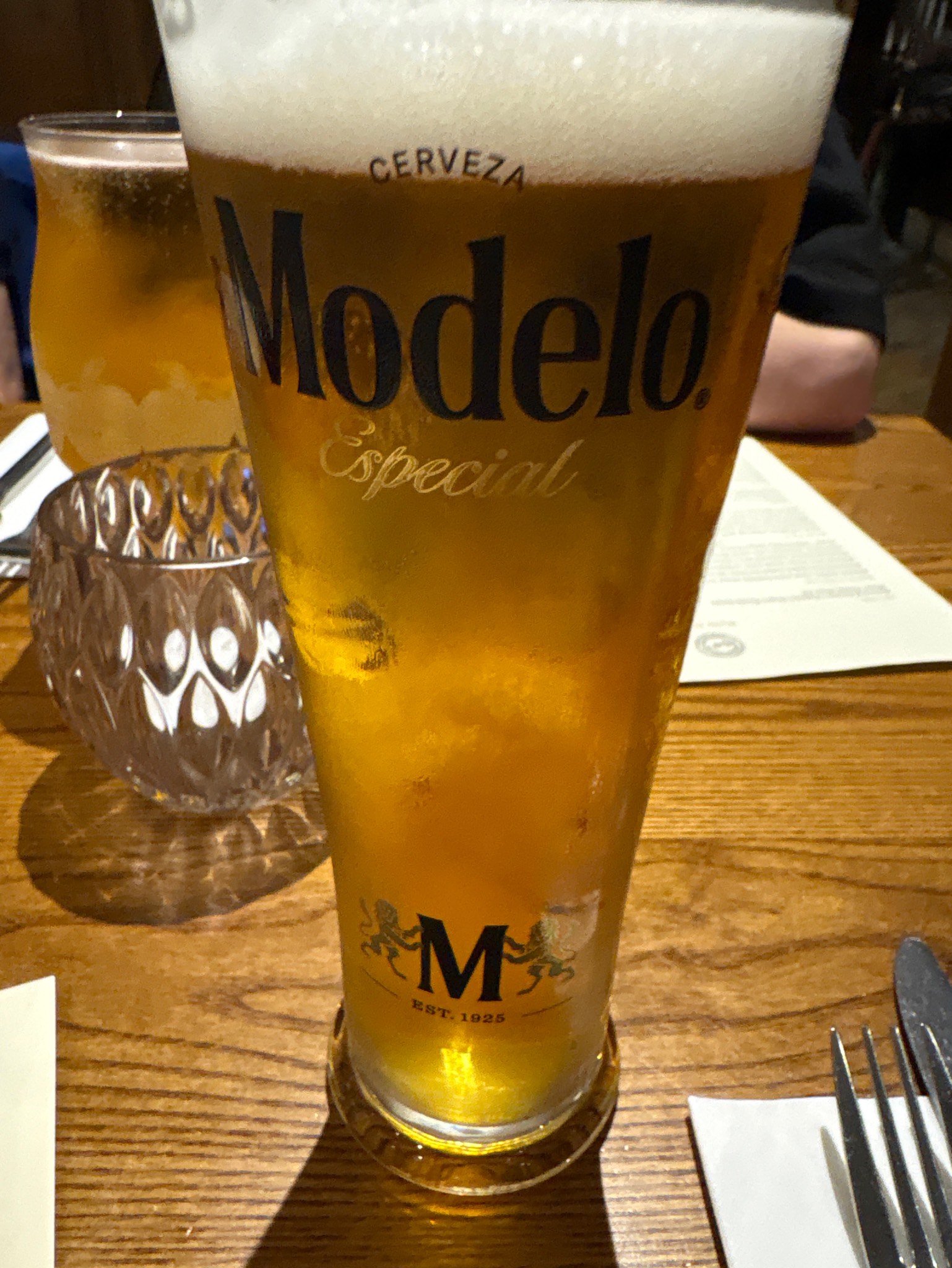 Modelo Especial, Grupo Modelo (ABInBev)