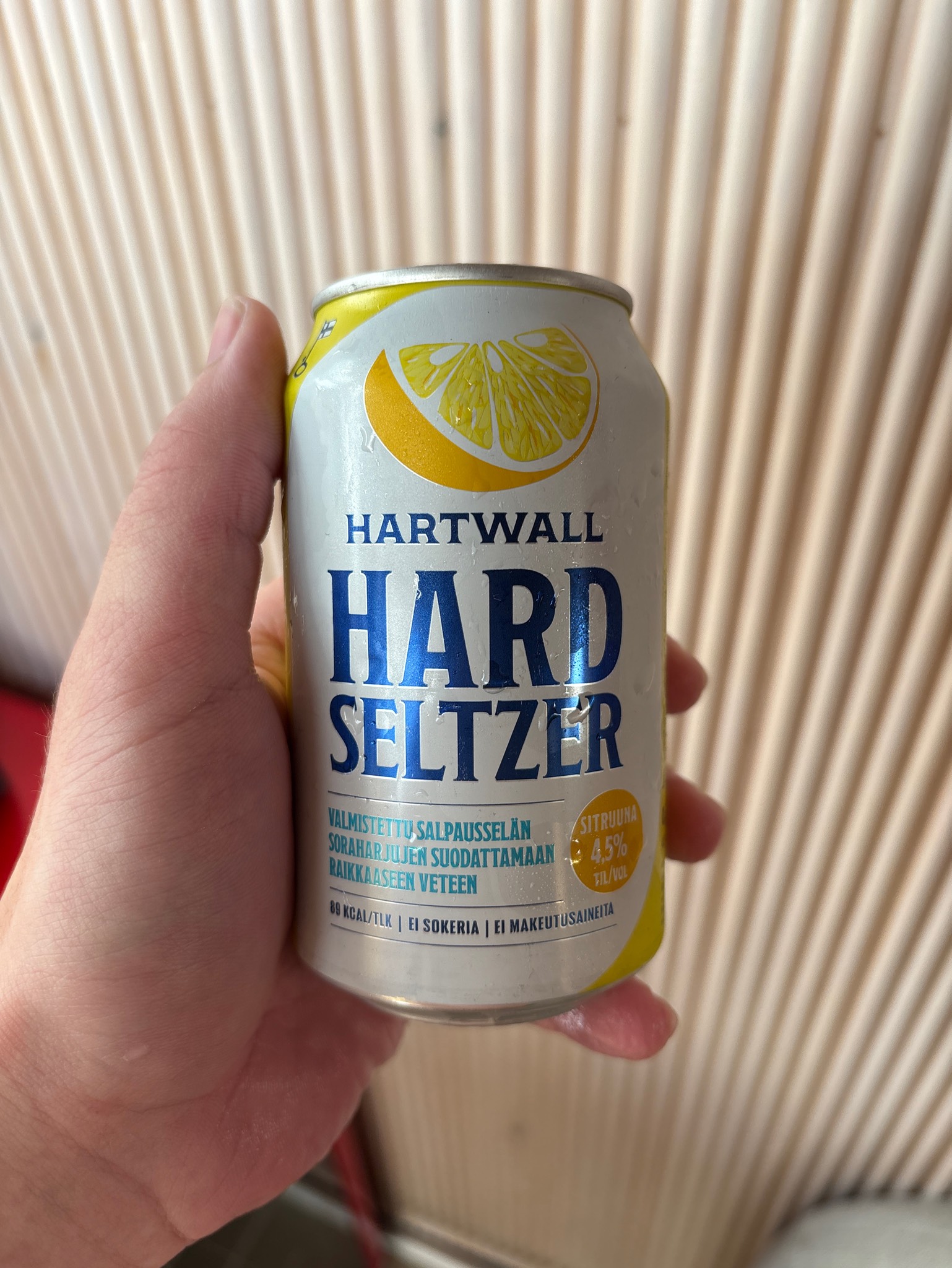 Hard Seltzer Sitruuna, Hartwall (Royal Unibrew)
