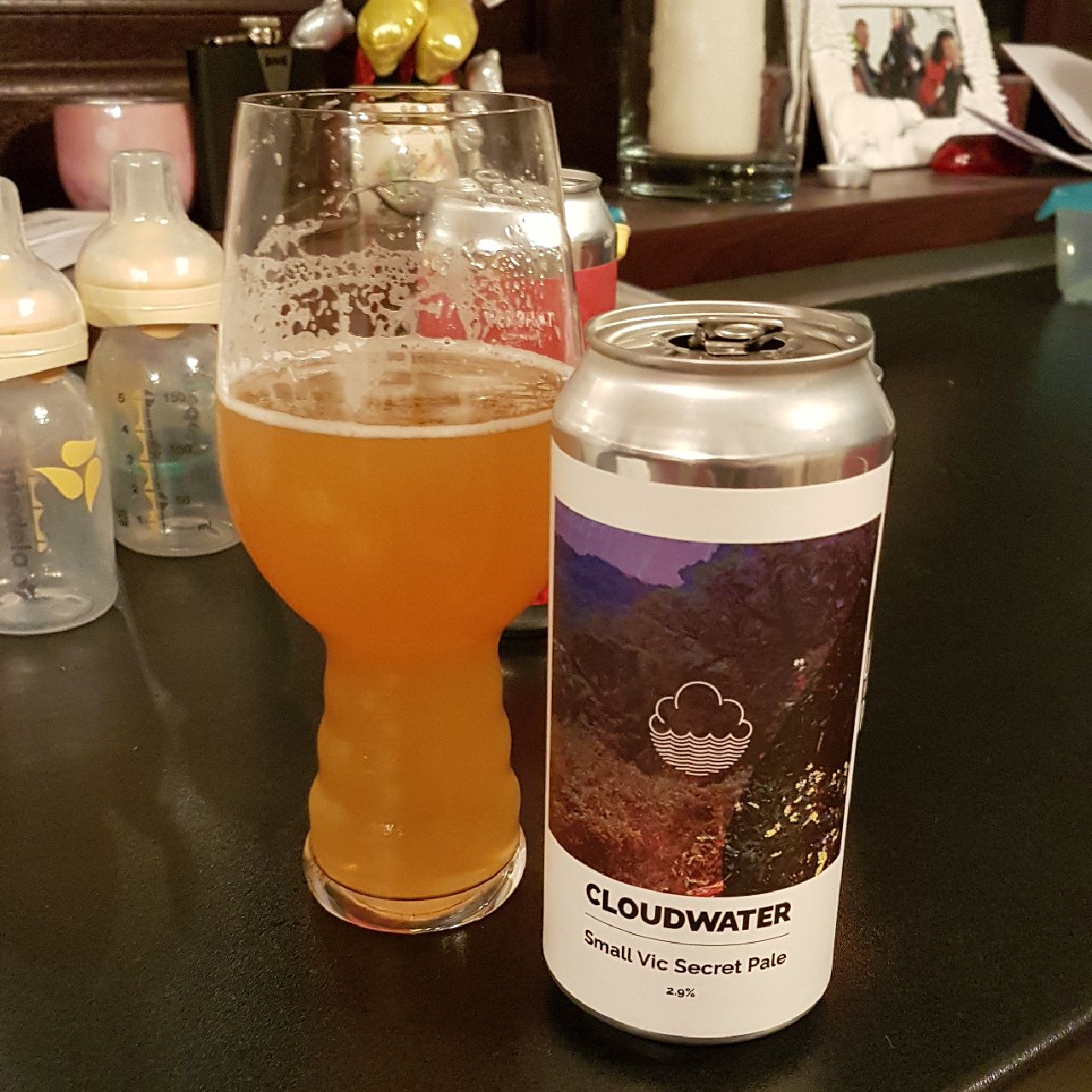 Autumn•Winter Small Vic Secret Pale, England