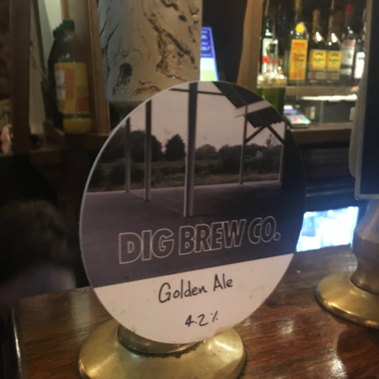 Dig Brew Golden Ale, England