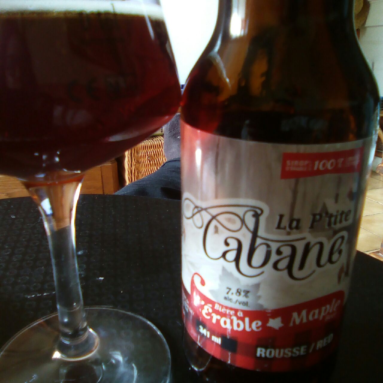 La P'tite Cabane Rousse, Canada